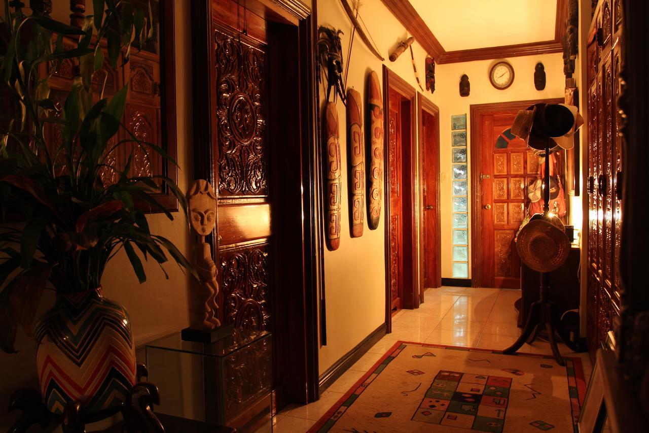The Wilsons' Shangrila Bed & Breakfast Dumaguete City Ngoại thất bức ảnh