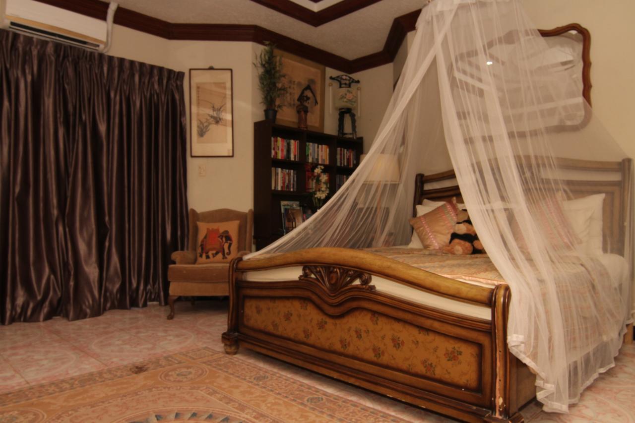The Wilsons' Shangrila Bed & Breakfast Dumaguete City Ngoại thất bức ảnh